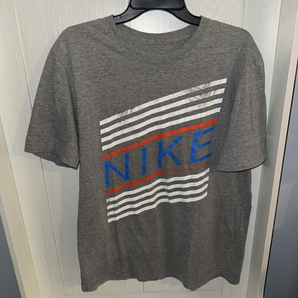 Nike Mens Sportswear T-Shirt Large Gray Distressed Regular Fit Striped Red White